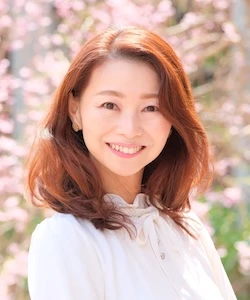荒生暁子さんお写真
