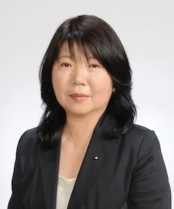 菅田芳恵さんお写真