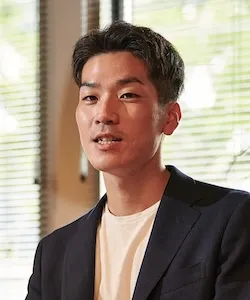 上田恭輔さんお写真